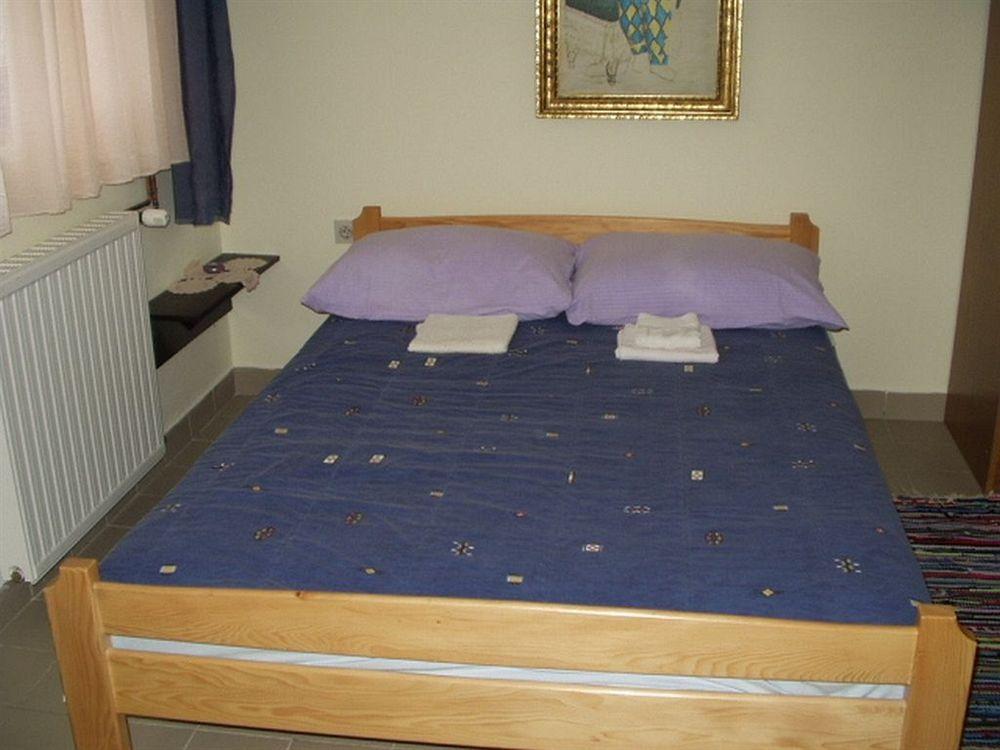 House Spehar Hotell Selište Drežničko Eksteriør bilde