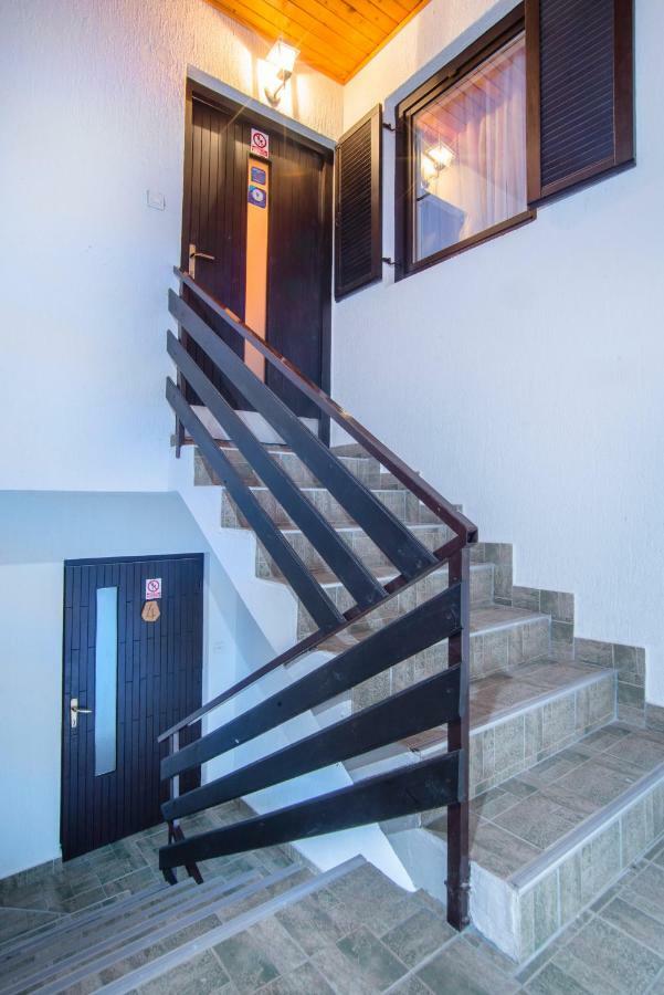 House Spehar Hotell Selište Drežničko Eksteriør bilde