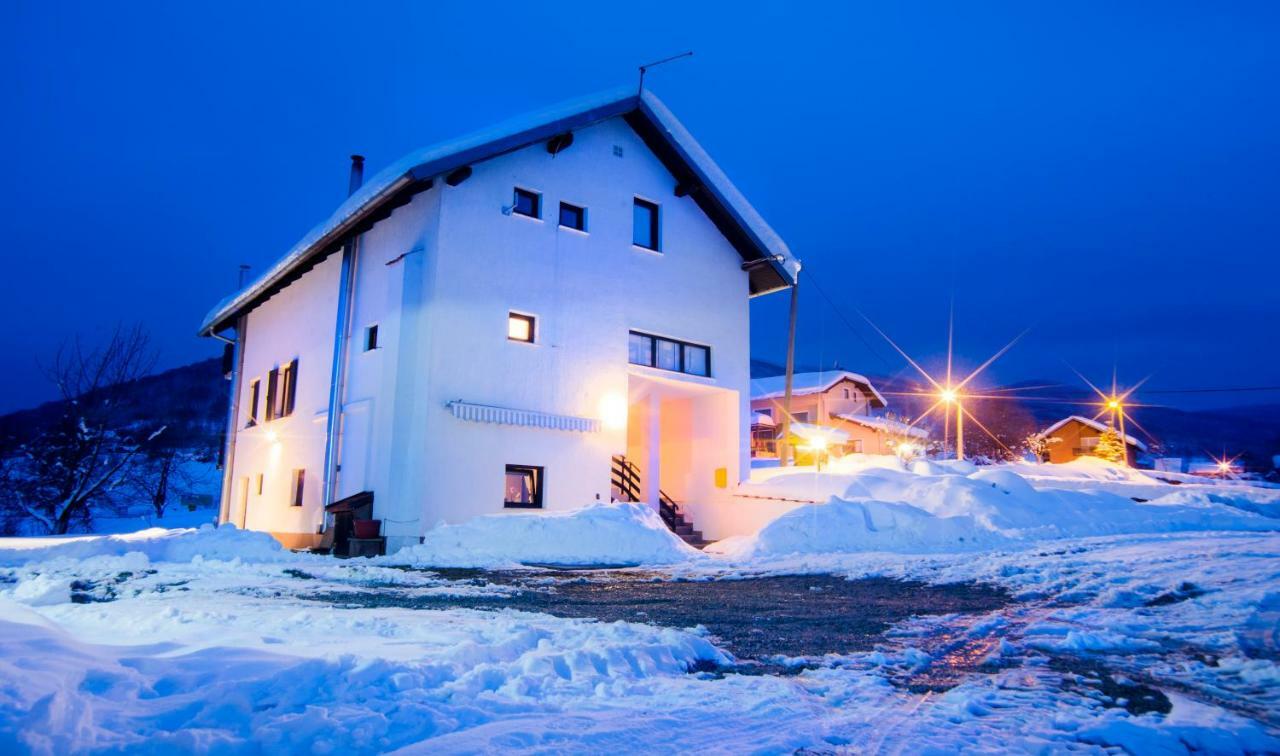 House Spehar Hotell Selište Drežničko Eksteriør bilde